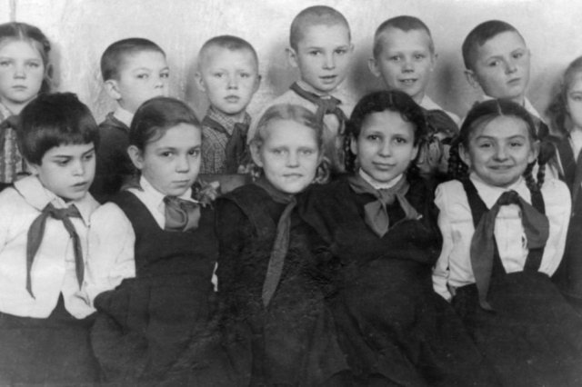 ��.1949 - ���� �������