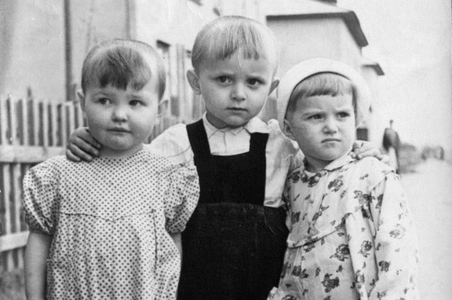 04.1959 - "��������� �������"