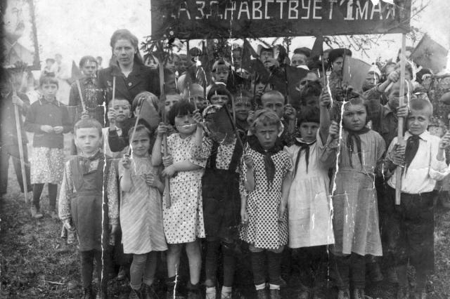 01.05.1949 - �� ������������ ������������