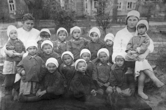 ��.1939 - ������ ����� � ��������� � ���������