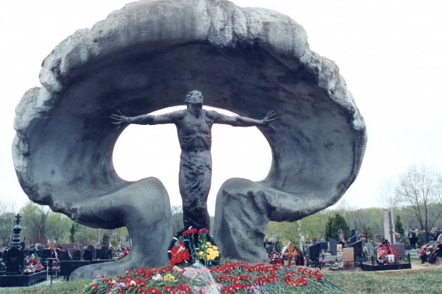 26.04.2002 - �������� ������� ������������� ��������