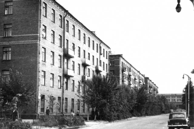 ��.1973 - ��. ������������