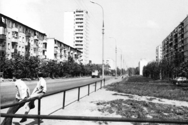 1983 - ��. ����������� �����