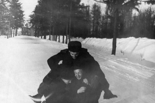 1955 - ����������� �����, ��� �� �����