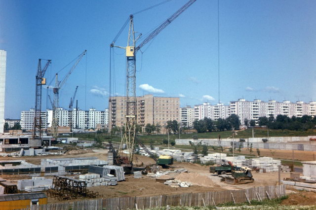 1982 - ������������� 16-�� ������ ������� 11,13