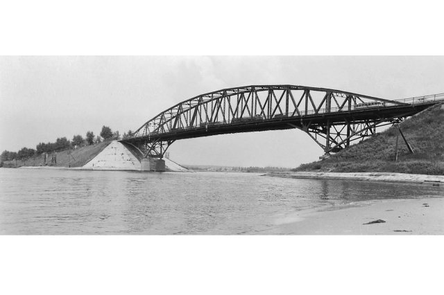 ��.1968 - "�������� ����" ������������ �����