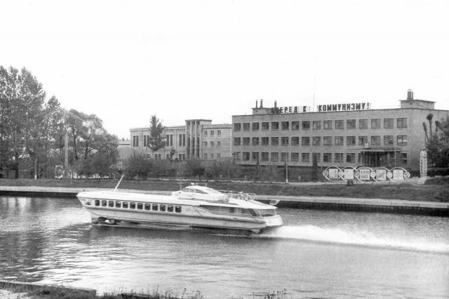 ��.1985 - ��� �� ���� � �������������� ������