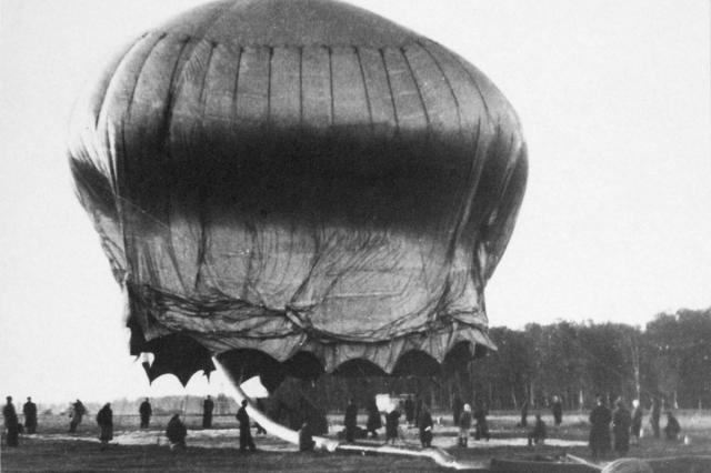 ��.1952 - ���������� �������������� � ������