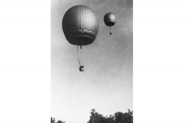��.1952 - ������ ���� ����������