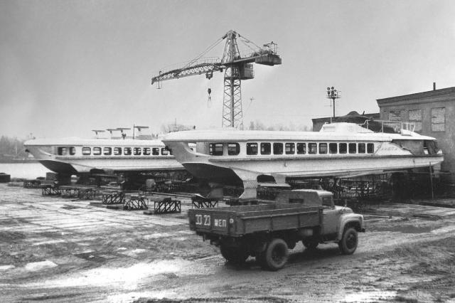 ��.1985 - ��������� ���� "������" �� ����� ����