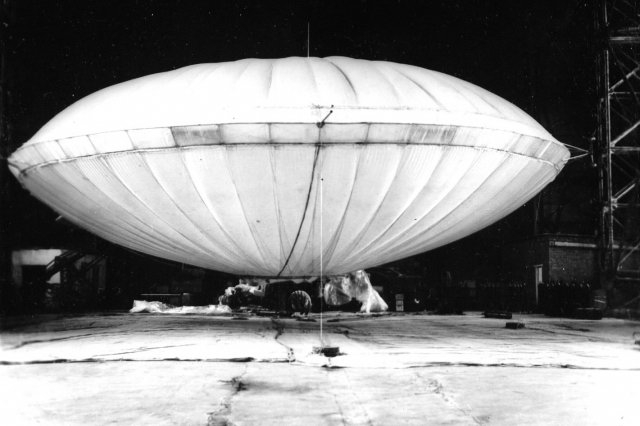 ��.1978-80 - ����������������� ������ ��������� ���� "Sky Ship"