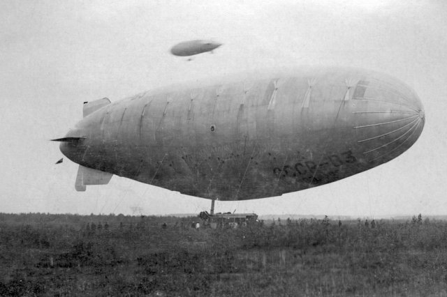 13.08.1933 - ��������� ����-�3 �� ������