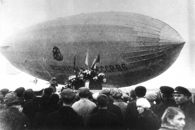 04.10.1937 - ������� ��������� ����-�6 ����� ���������� ������