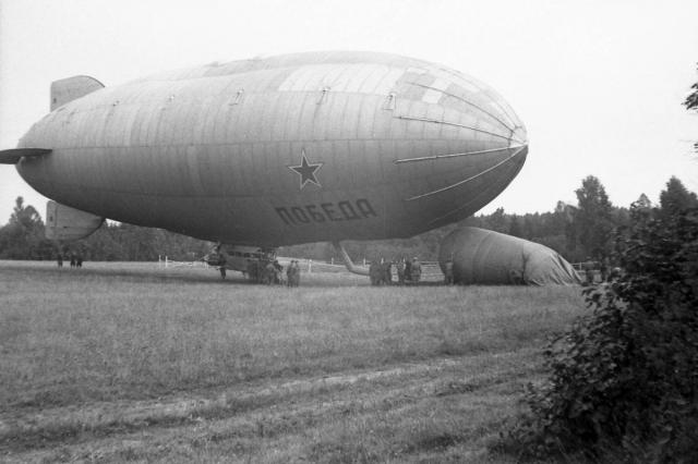 1946 - ��������� "������" �� ˸���� ���� � ������������
