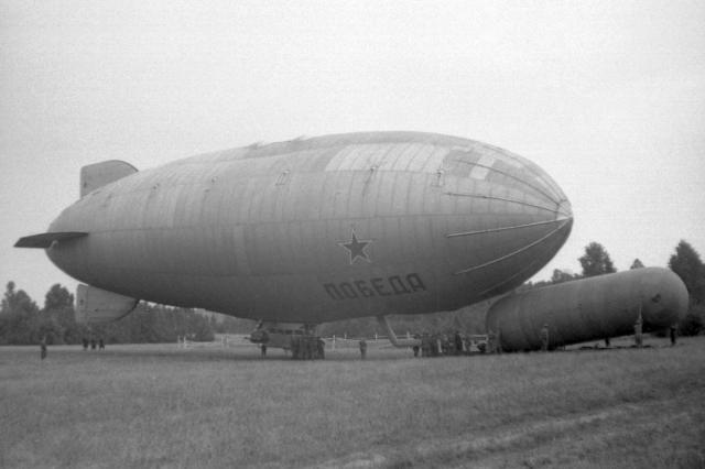1946 - ��������� "������" �� ˸���� ���� � ������������