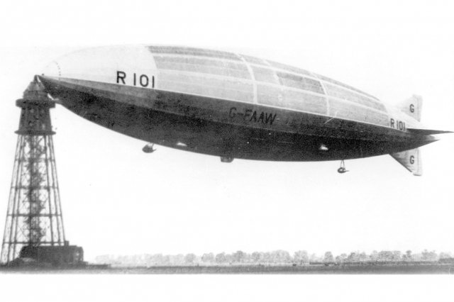 1929 - ���������� ������� ��������� R-101 �� ���������� �����