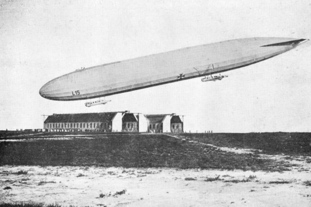 1915 - ���������� ������� ������� ��������� ��������� LZ-48 (L-15)