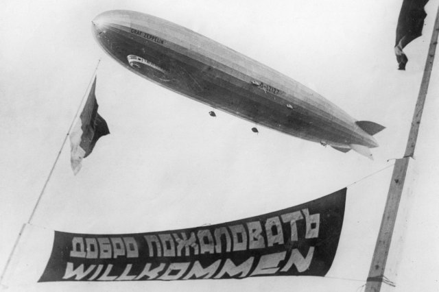 1931 - ������ ��������� LZ-127 "���� ��������" � ���������