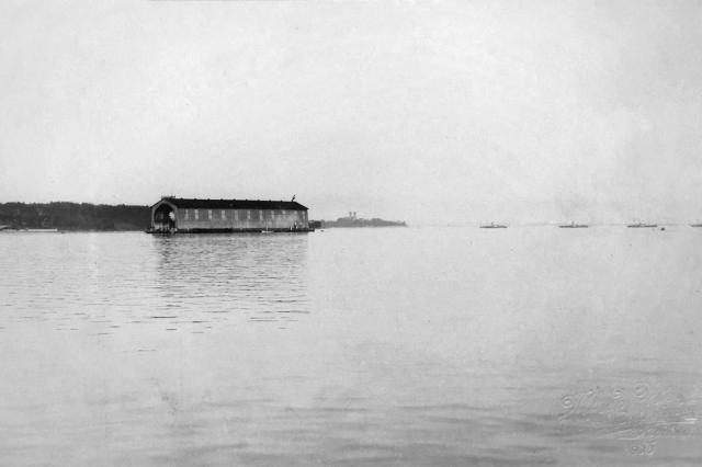 02.07.1900 - ������ ��������� ���������� ��������� LZ-1