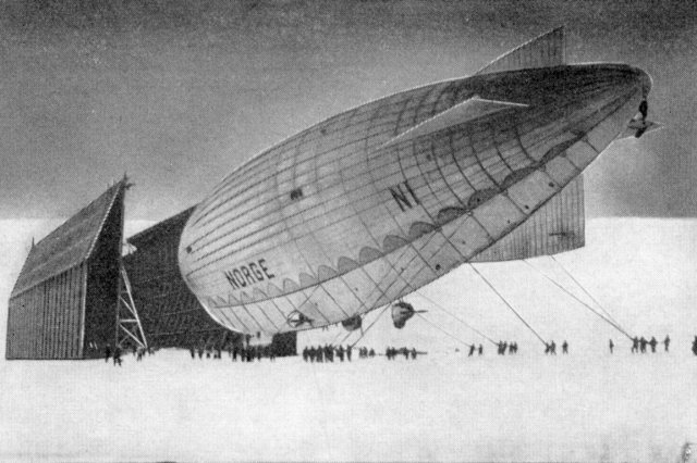 1926 - ��������� N1 "Norge" ������� �� ���������� �������-������� � ��������, ����� ���������������� ���������