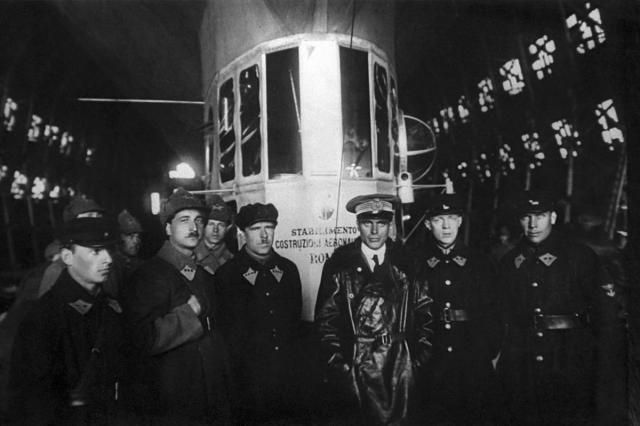 04.1926 - ������� ������ � ������� ������� � �������