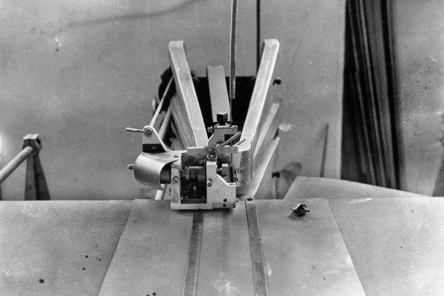 1929 - ���������� ������ ��� ������ ������������� �������������������� ��������� ZMC-2