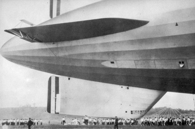 1933 - ������������ ������� ��������� ZRS-5 "Macon", ��������� �����