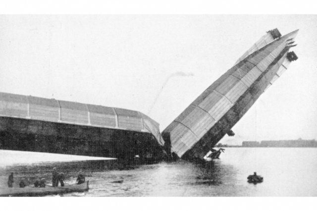 24.09.1911 - ������ ����������� ��������� R-1 "Mayfly" ("������� ����")