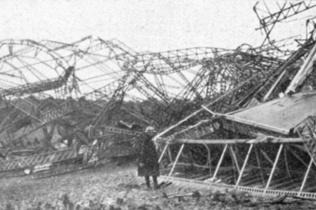 1930 - ���������� ����������� �������� ��������� R-101, � ������� ������� 48 �������