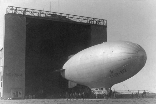 ��.1942 - ���� ��������� ����-�12 � ������