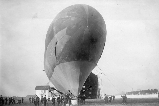 1912 - ��������� "������" ��� �������� � ������